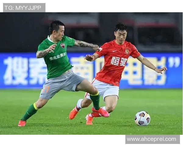 广州足球队个人能力分析与战术配合的深度探讨 广州足球队个人能力分析与战术配合的深度探讨